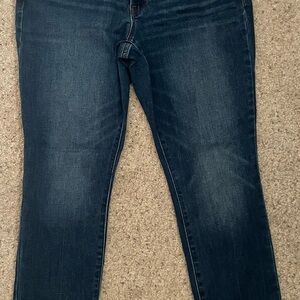 Old Navy Women's Dark Wash Skinny Jeans   2nd of 3 pairs listed. New w/o tags.